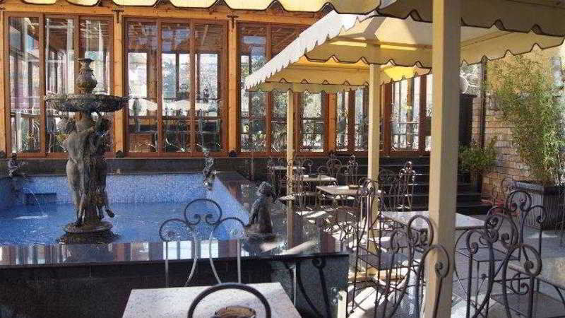 Hotel Elysee تيرانا المظهر الخارجي الصورة